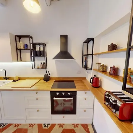 Narrow Street Nyaraló *